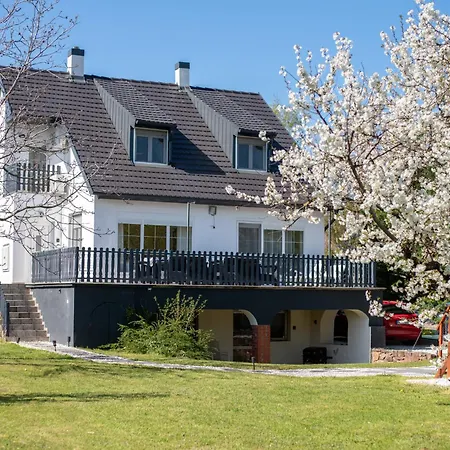 Sunny Semesterbostad *